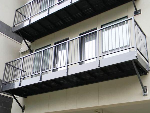 Balkoni Aluminium Tersuai