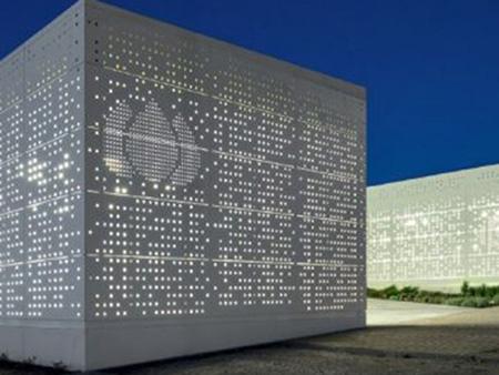 Pelapisan Aluminium Tersuai